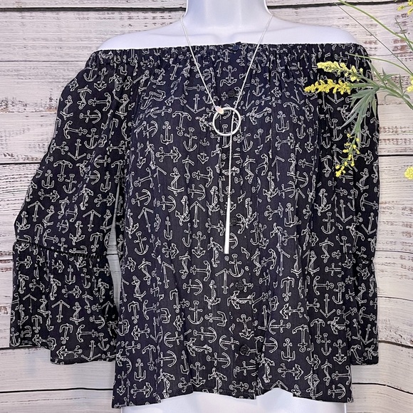 Black and White Off The Shoulder Peasant Top | Size Large - Picture 2 of 13